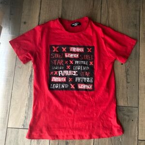Red Neil barret tee with cool